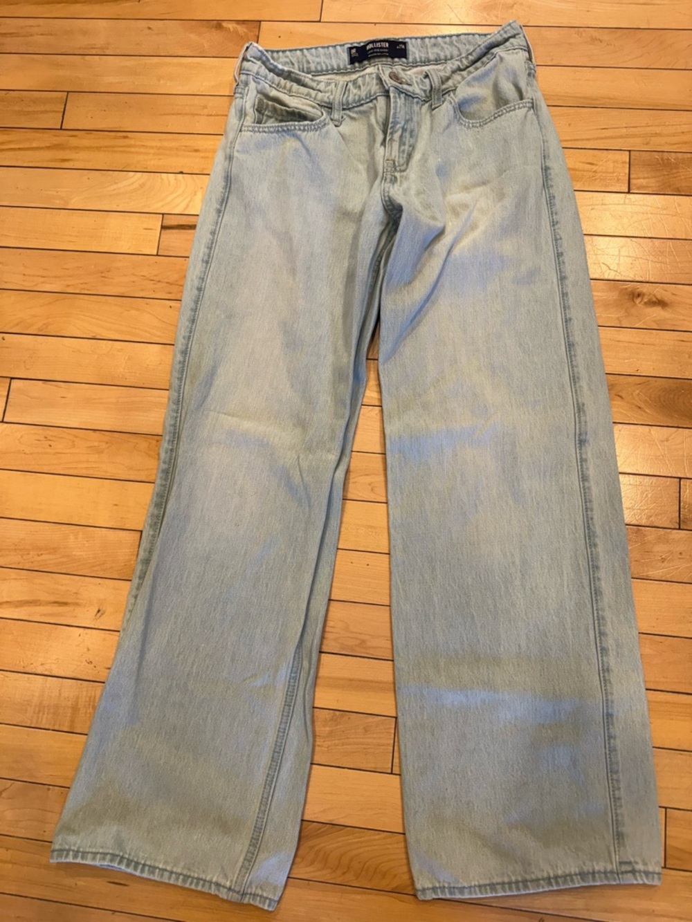 Hollister Low-Rise Baggy Light Blue Jeans